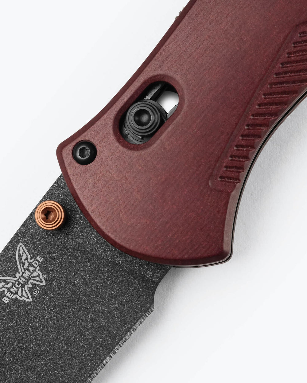 Redstone Barrage® 581 AXIS Lock Detail - Close-up View | Benchmade Knife Co.