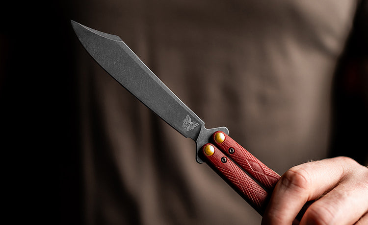 Couteaux papillon et balisongs