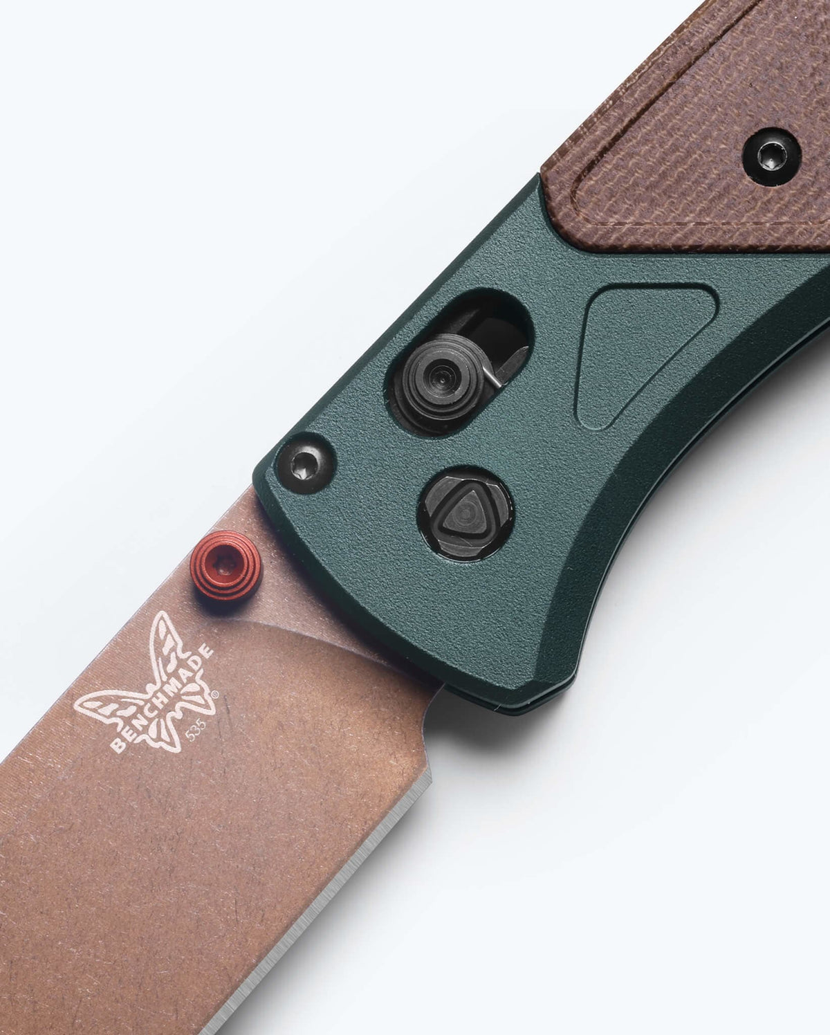 Seventh product image showing a close up of knife