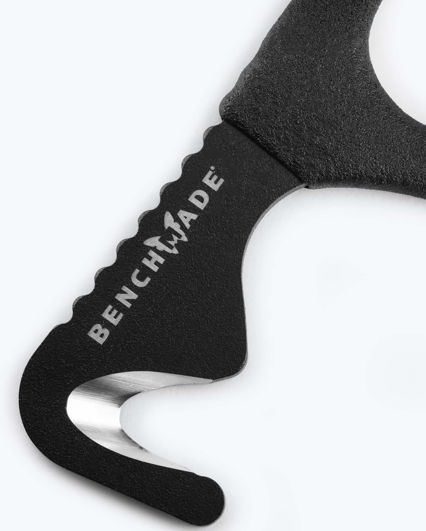 7 Safety Hook & Strap Cutter – Compact Rescue Tool | Benchmade