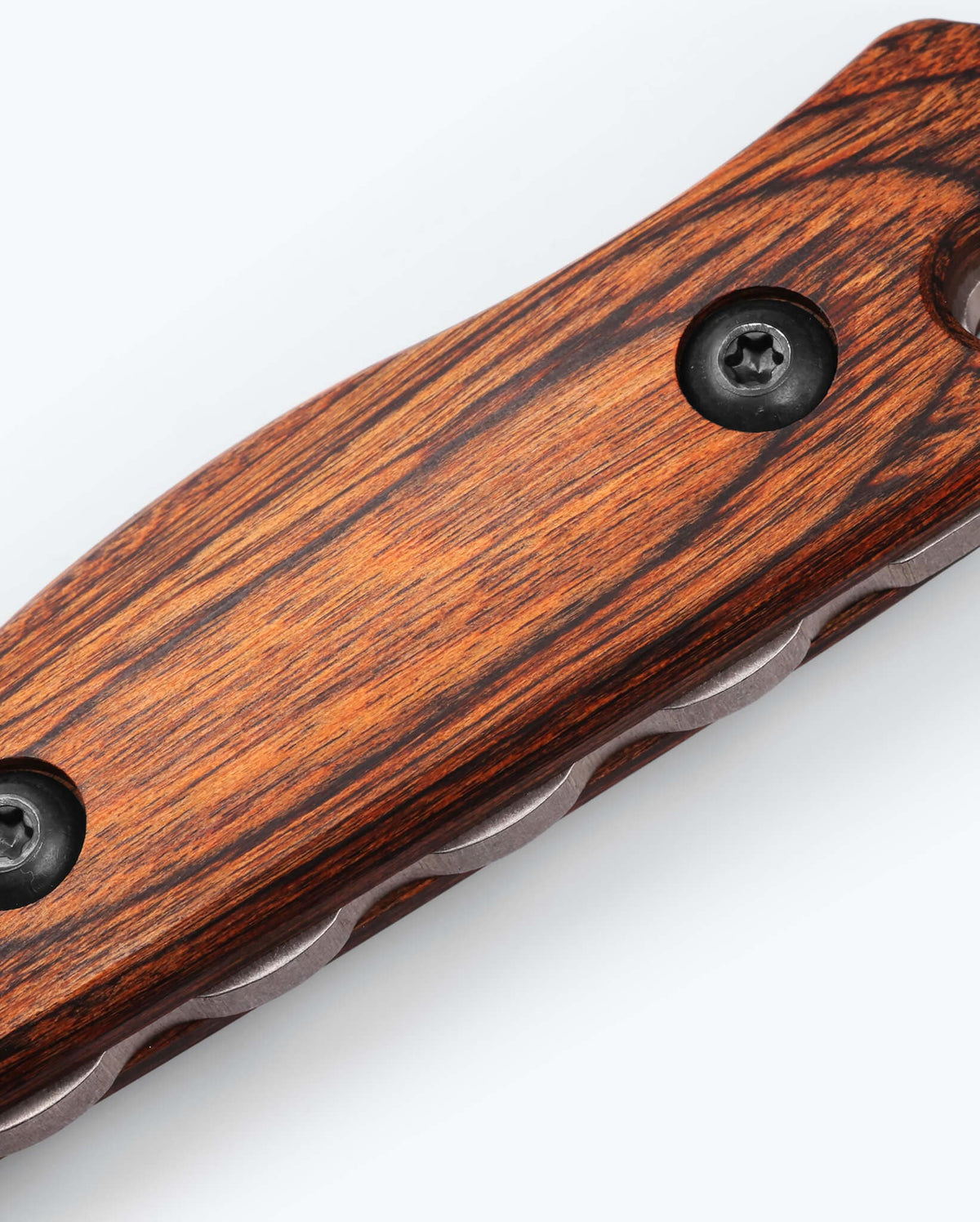 Benchmade Hidden Canyon Hunter Stabilized Wood Handle - Close-up Detail | Benchmade Knife Co.