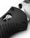 Benchmade Barrage AXIS Lock Mechanism - Close-Up Handle Detail | Benchmade Knife Co.