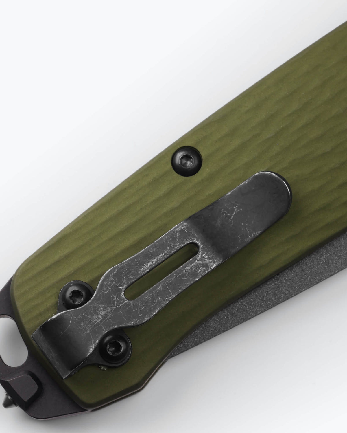 Benchmade Bailout Woodland Green Handle Detail - AXIS Lock Close-up Detail | Benchmade Knife Co.