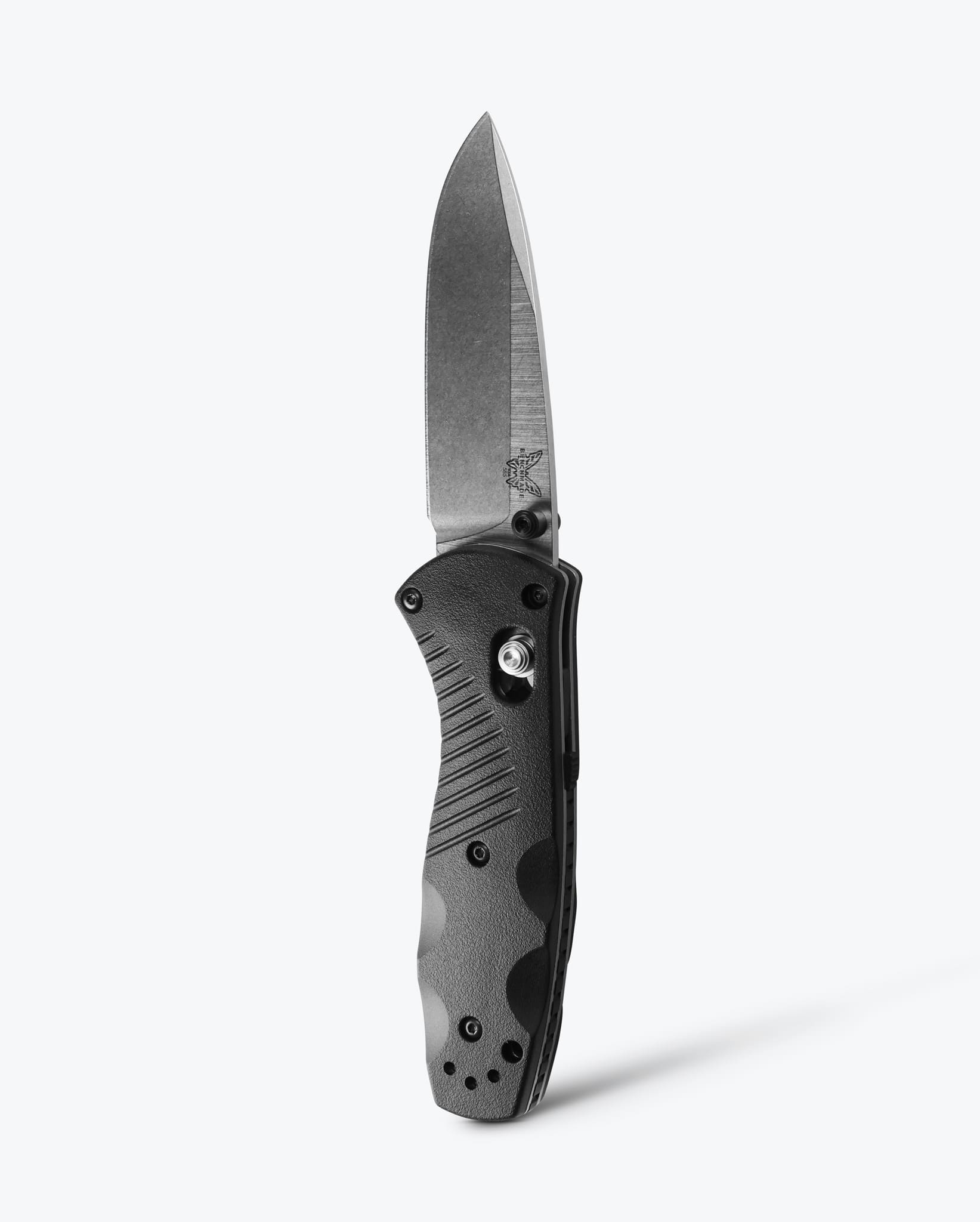 Mini Barrage 585: Compact AXIS Spring-Assisted Knife | Benchmade Mini Barrage 585: Compact AXIS Spring-Assisted Knife | Benchmade