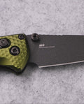 Product video showcasing knife features