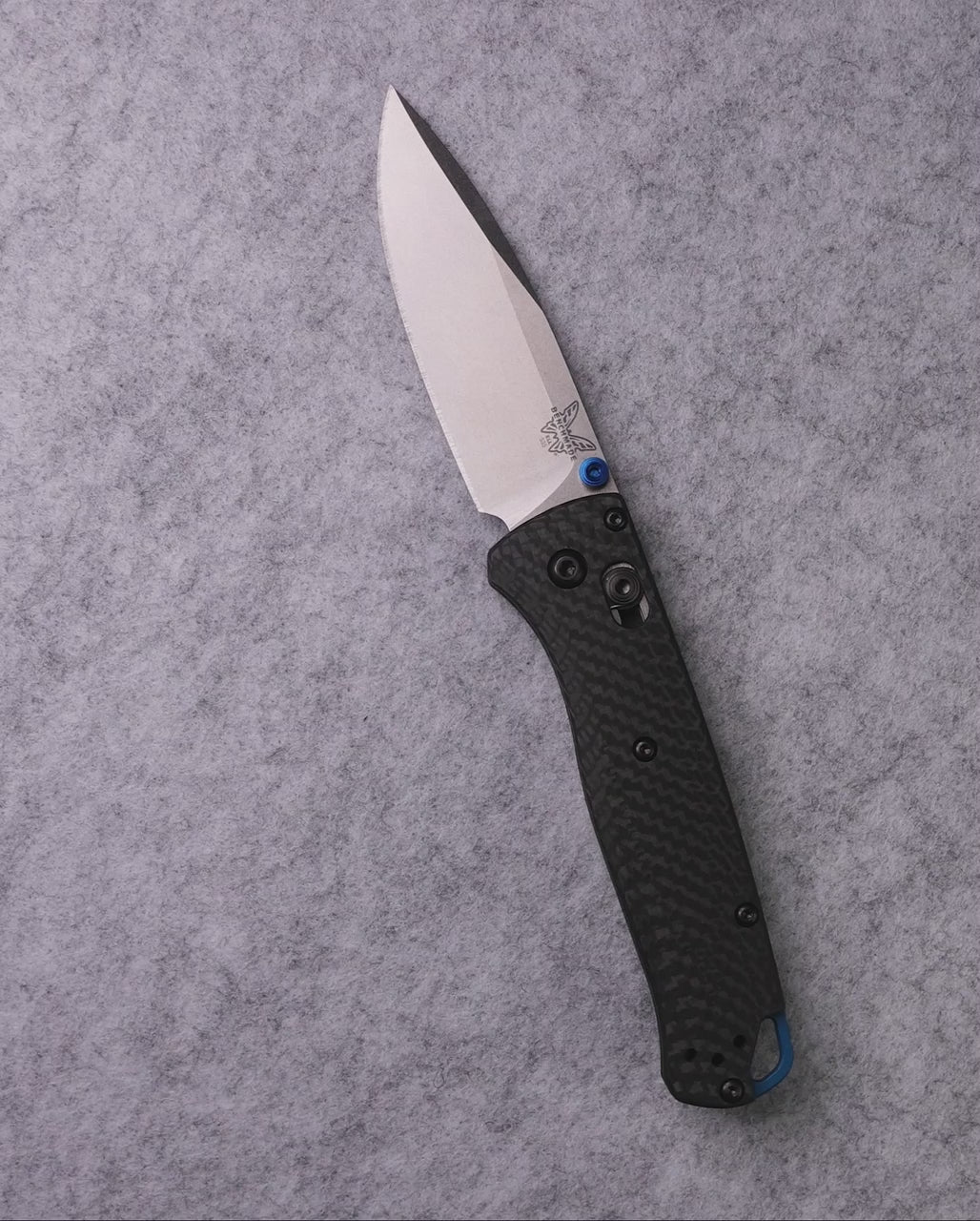 Product video showcasing knife features
