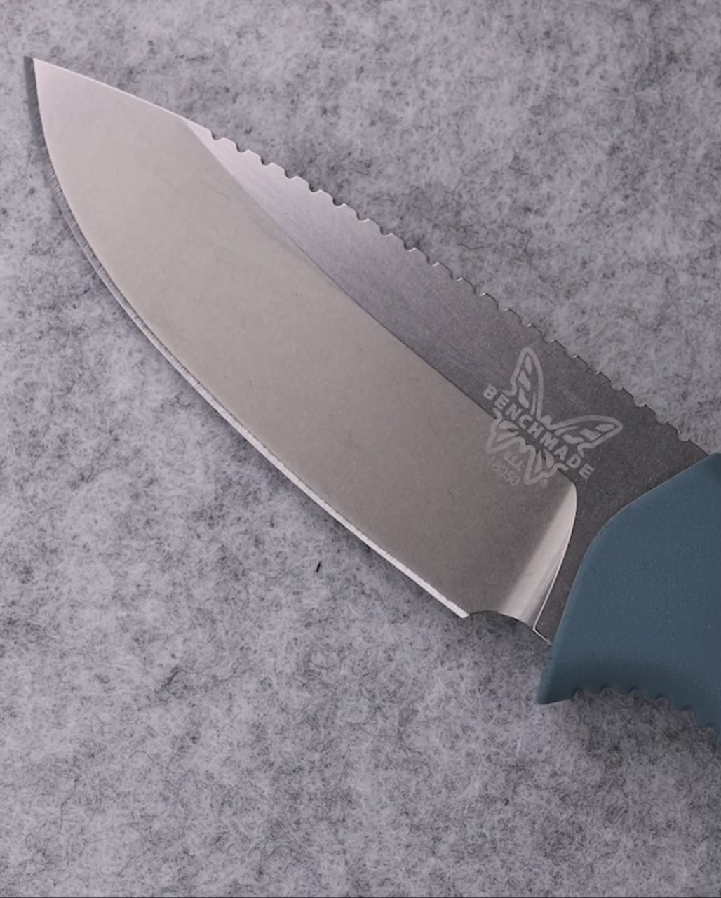 Product video showcasing knife features