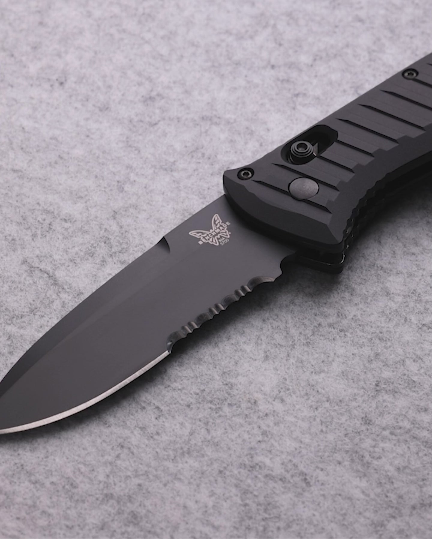 Product video showcasing knife features