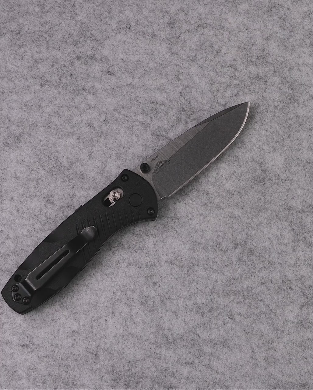 Product video showcasing knife features
