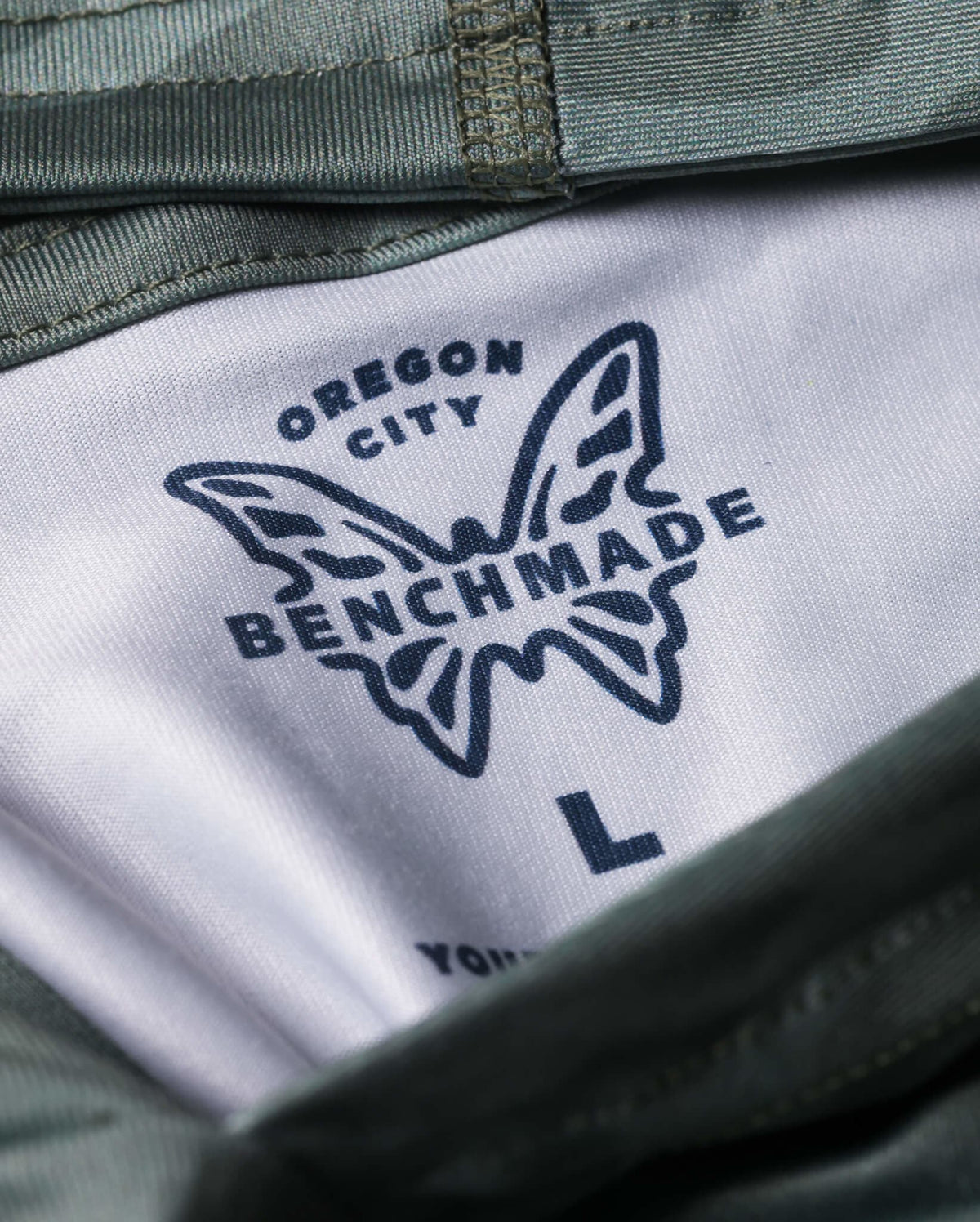 Benchmade Butterfly Sun Hoodie - Oregon City Inner Tag Close-Up, Camo Fishing Apparel | Benchmade Knife Co.