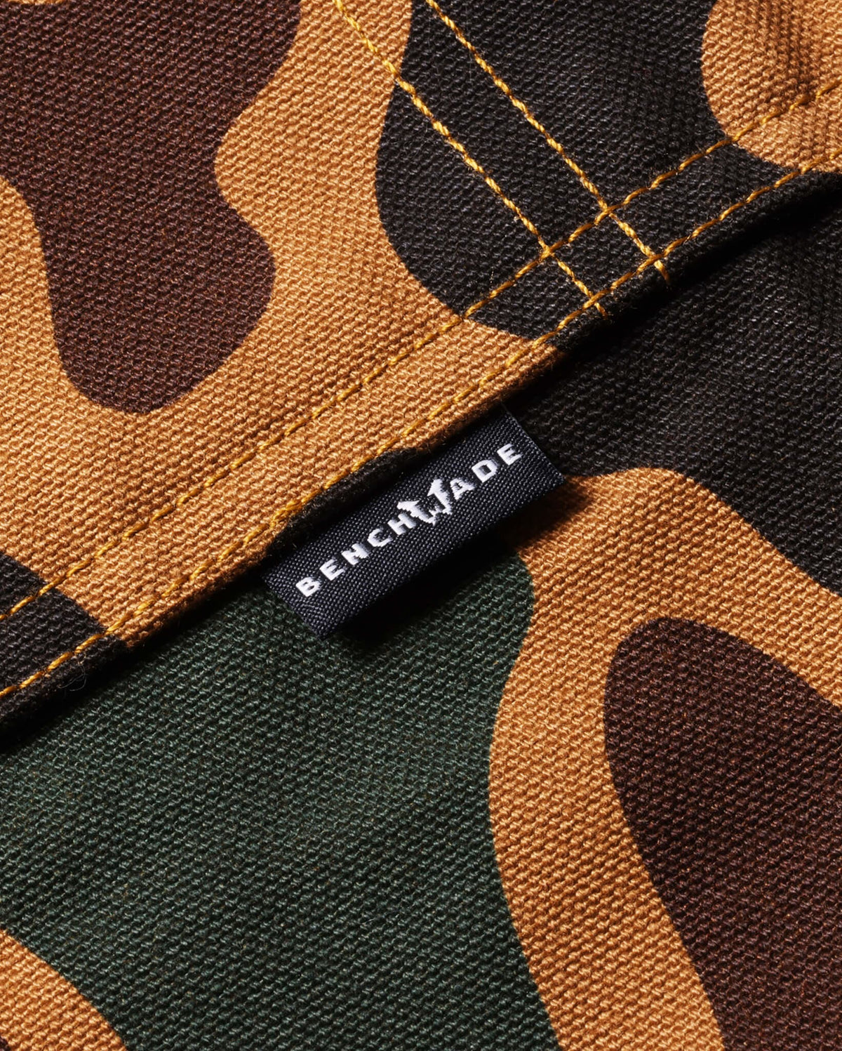 Duck Camo Heavyweight Canvas Knife Roll Apron - Woven Benchmade Label Detail | Benchmade Knife Co.