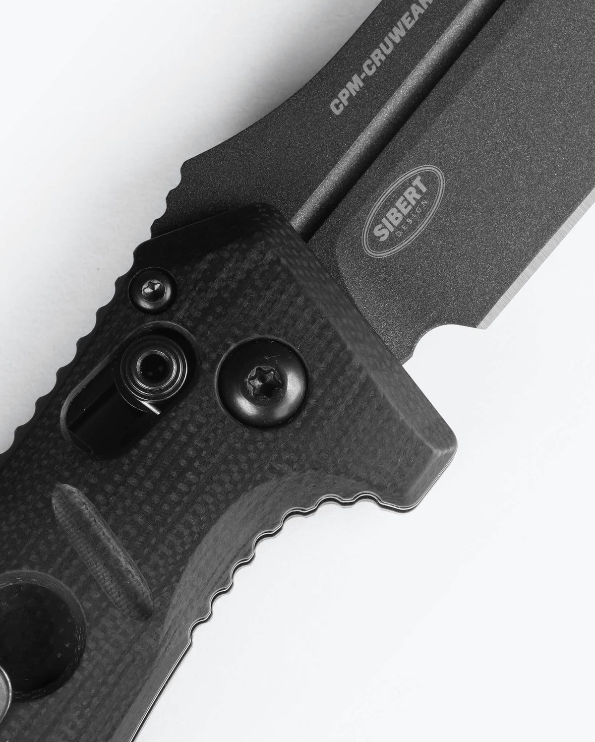 Mini Auto Adamas® Black G10 Drop-point - AXIS Lock Detail | Benchmade Knife Co.