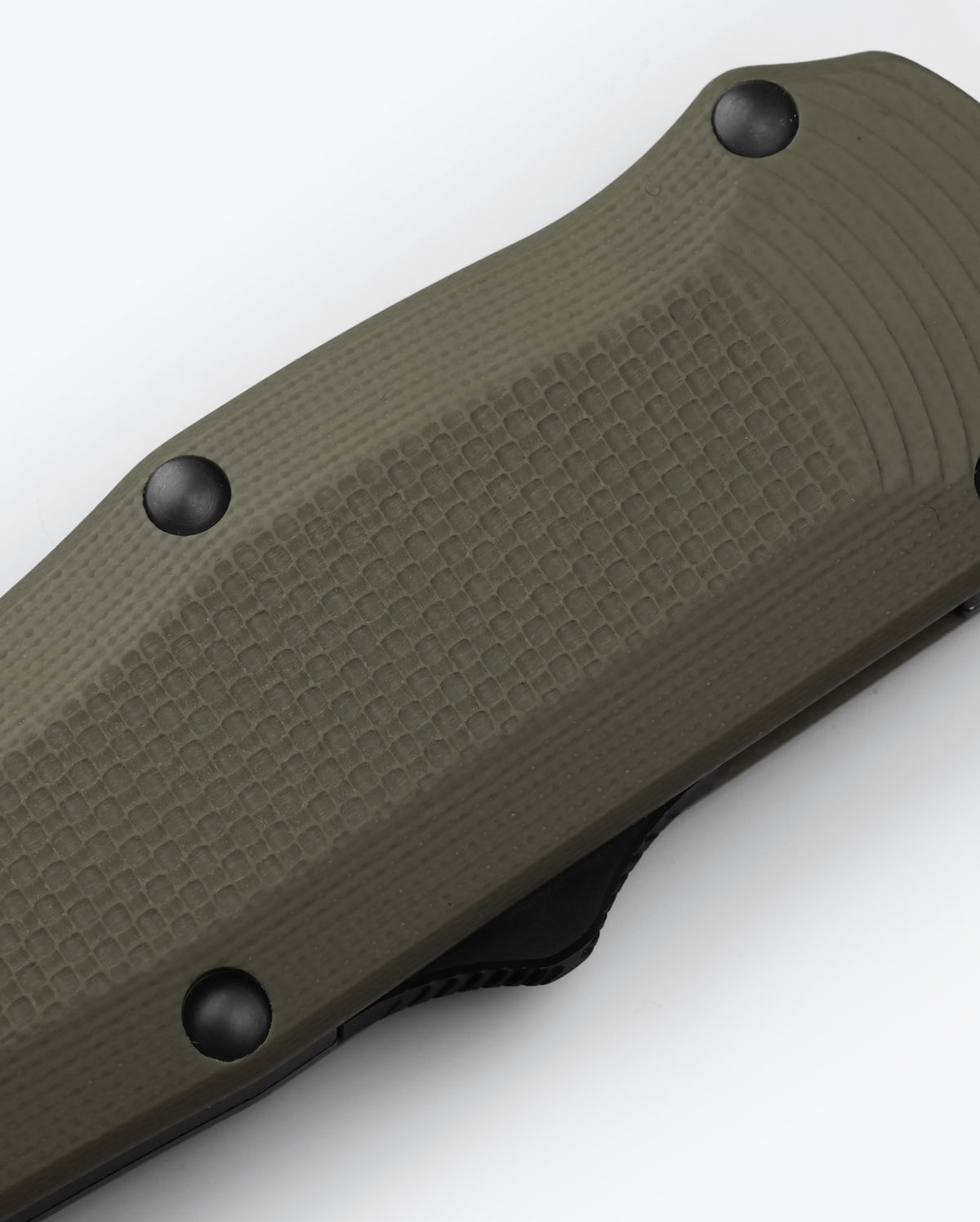 Benchmade Autocrat® G10 Handle Texture Detail - Close-up View | Benchmade Knife Co.