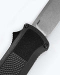Seventh product image showing a close up of knife